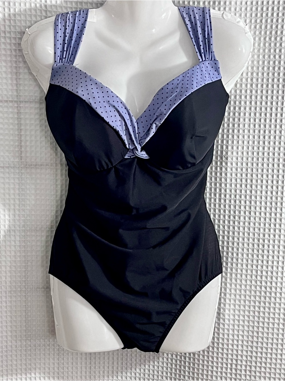 Trimshaper Classic Black One-Piece Swimsuit with Lilac Polka-Dot Trim size 16W